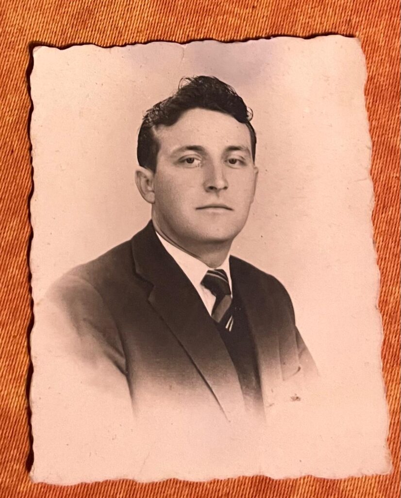immagine fondatore domenico abbraccio della vigna